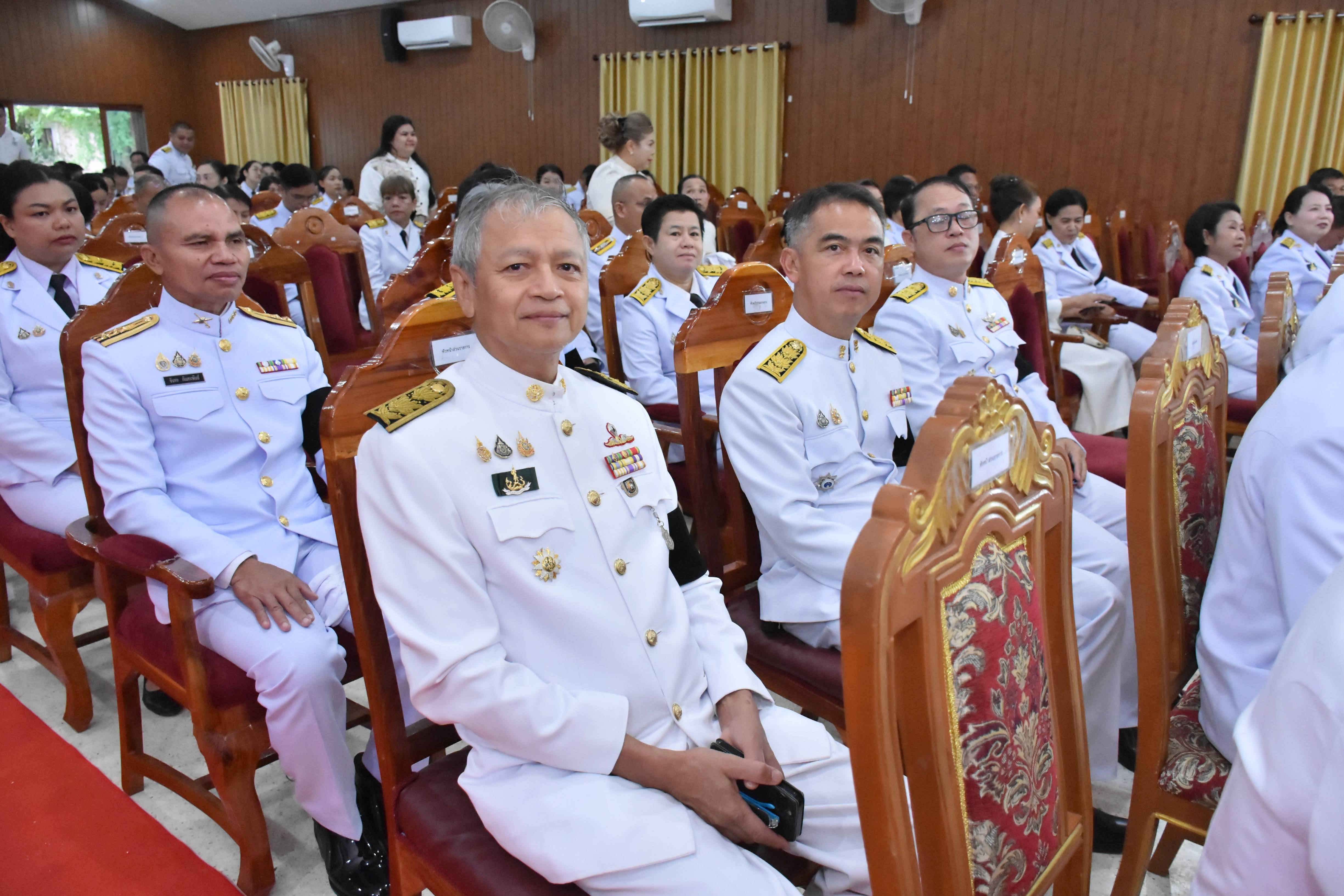 title - ทำบุญตักบาตรถวายพระราชกุศล เนื่องในวันคล้ายวันพระราชสมภพภพสมเด็จพระนางเจ้าสิริกิติ์ พระบรมราชินีนาถ พระบรมราชชนนีพ้นปีหลวง และวันแม่แห่งชาติ 